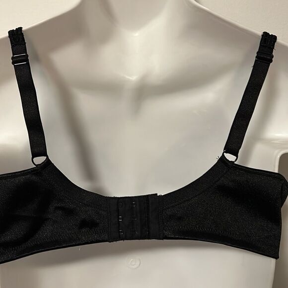 Wonderbra Plus full support underwire bra E1105H - Picture 3 of 4